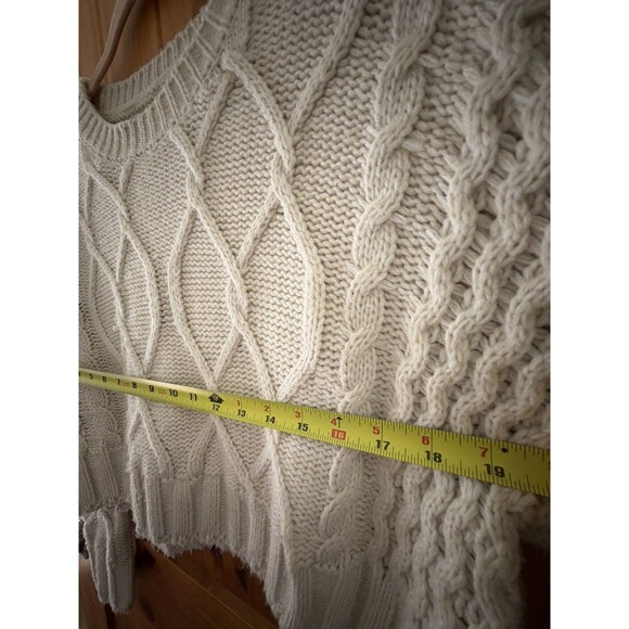 Princess Polly Oversized Ivory Cable Knit Cropped Oversized Sweater Size 8 S/M - Picture 6 of 7